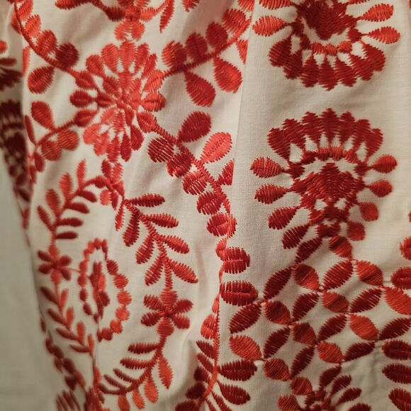 Maia Medallion Embroidered Cap Ruffle Sleeve Shift Dress 4 White Red - Picture 5 of 10